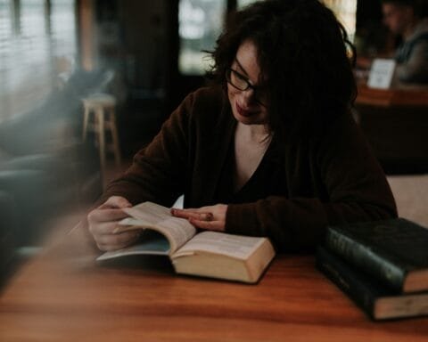 Moldando Hábitos: Como pequenas ações no dia a dia podem mudar sua vida