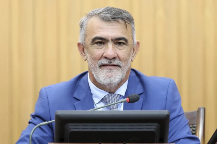 Deputado Amélio Cayres