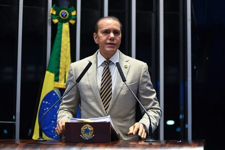 Ataídes Oliveira
