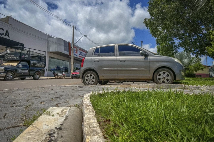 Estacionamento AV. Antônio do Bar