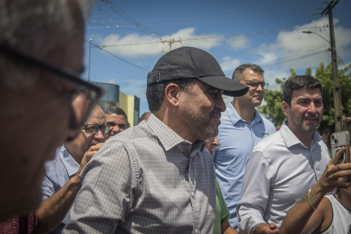 Governador Wanderlei Barbosa em visita ao Bico