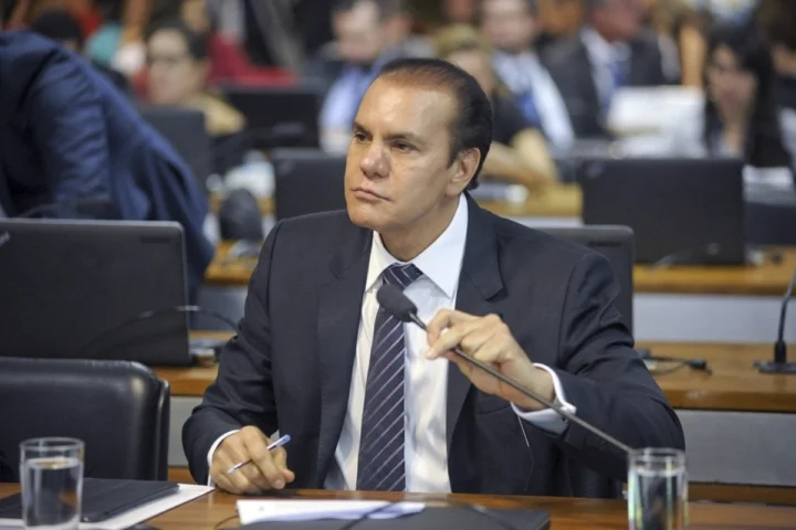 Ataídes cobra ação de órgãos de controle e denuncia