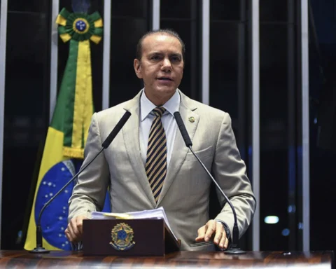 Ataídes pede que eleitor avalie a trajetória de cada candidato antes de decidir o voto