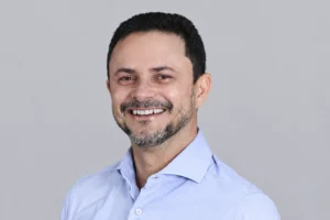 Candidato a deputado estadual Ho Che Min
