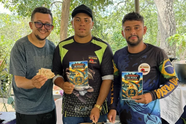 Campeonato de pesca em Praia Norte